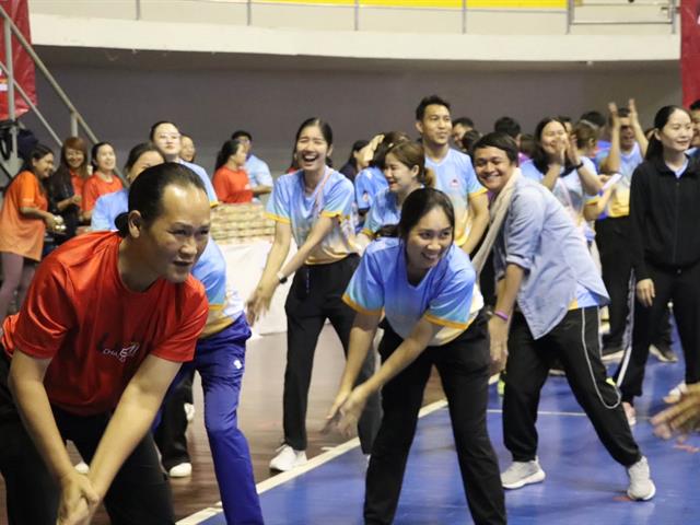 คณะรัฐศาสตร์และสังคมศาสตร์ 