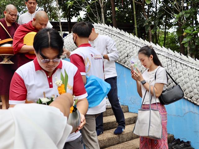 คณะรัฐศาสตร์และสังคมศาสตร์ 