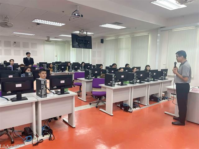 คณะศิลปศาสตร์จัดโครงการพัฒนาอาจารย์ตามกรอบมาตรฐานวิชาชีพ (UP-PSF) “การจัดทำหลักสูตรการจัดการศึกษาล่วงหน้า (Pre-degree)”