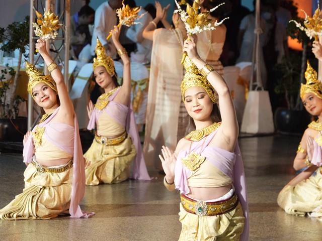 พิธีสมโภชผ้าพระกฐินพระราชทาน โดยมหาวิทยาลัยพะเยา ประจำปี 2567 ณ วัดศรีโคมคำ (พระอารามหลวง) ตำบลเวียง อำเภอเมืองพะเยา จังหวัดพะเยา