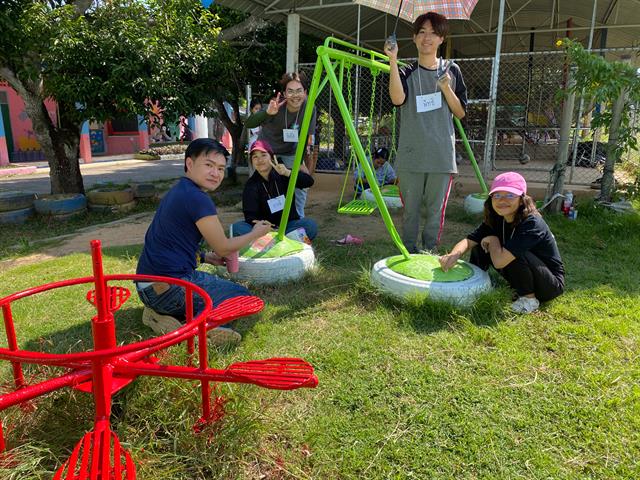 สหเวชอาสาแต้มสี เติมฝัน ปันน้ำใจให้น้อง โรงเรียนบ้านป่าแฝกใต้ 