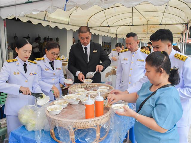 วิทยาลัยการศึกษา มหาวิทยาลัยพะเยา ร่วมถวายผ้าพระกฐินพระราชทาน ประจำปี 2567