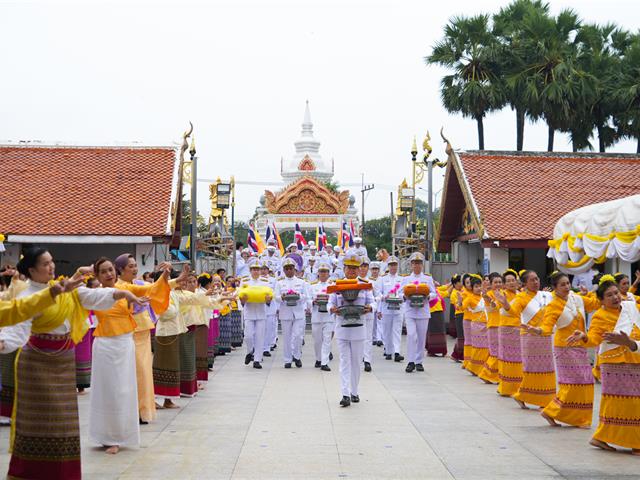 วิทยาลัยการจัดการ มหาวิทยาลัยพะเยา ร่วมถวายผ้าพระกฐินพระราชทาน ประจำปี 2567 ณ วัดศรีโคมคำพระอารามหลวง จ.พะเยา