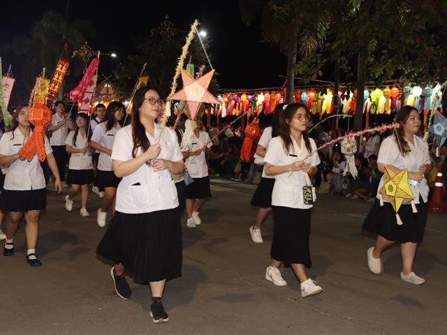 คณะเภสัชศาสตร์ร่วมกับเทศบาลเมืองพะเยาและชุมชนวัดป่าลานคำ ร่วมสืบสานประเพณียี่เป็งลอยกระทงกว๊านพะเยา ประจำปี 2567