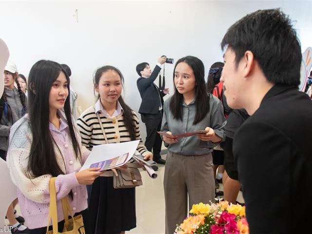 คณะศิลปศาสตร์ ร่วมจัดบูธนิทรรศการ UP OPEN HOUSE 2025