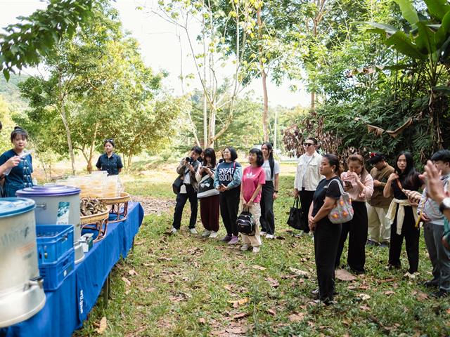 ม.พะเยา ร่วมมือ จุฬาฯ จัดกิจกรรม “Beyond the Journey: A Retreat into Nature,  Culture, and Taste” เปิดเส้นทางการท่องเที่ยวเชิงสร้างสรรค์ยอดภูลังกา