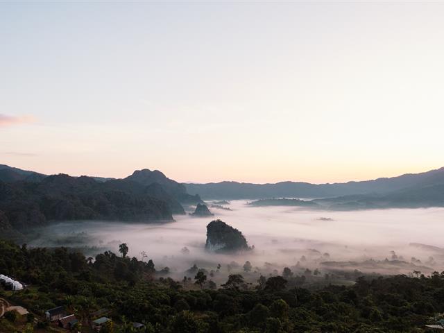 ม.พะเยา ร่วมมือ จุฬาฯ จัดกิจกรรม “Beyond the Journey: A Retreat into Nature,  Culture, and Taste” เปิดเส้นทางการท่องเที่ยวเชิงสร้างสรรค์ยอดภูลังกา