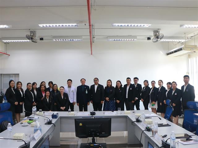 วันที่ 20 ธันวาคม 2567  คณะสาธารณสุขศาสตร์ ให้การต้อนรับคณะกรรมการตรวจประเมินคุณภาพระดับหลักสูตร และประกันคุณภาพการศึกษาของสถาบันการศึกษาระดับปริญญาตรี สาขาการแพทย์แผนไทยประยุกต์ที่สภาการแพทย์แผนไทยรับรอง