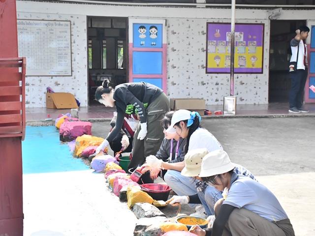 School of Education Donates Educational Materials as Part of the 27th Tao-Ngam Relations Project at Ban Dok Bua School (Rat Bamrung)