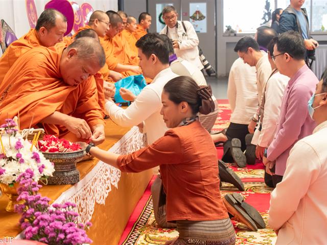 คณะศิลปศาสตร์ร่วมพิธีทำบุญเนื่องในวันขึ้นปีใหม่ ๒๕๖๘ “ฮ่วมบุญ ขึ้นปี๋ใหม่ ฮ้อยดวงใจ จาว ม.พะเยา”