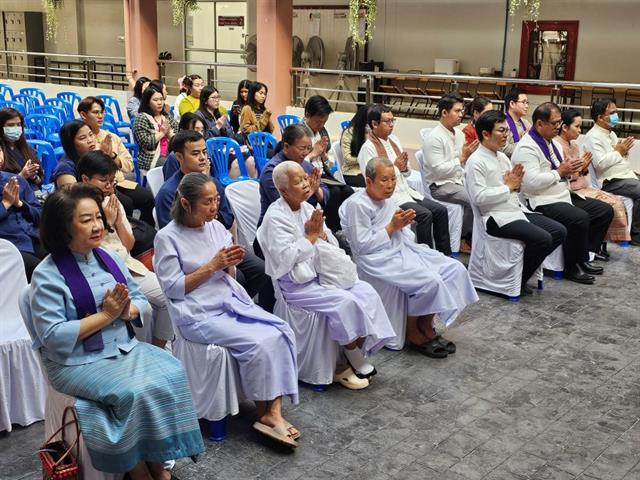 คณะสหเวชศาสตร์ มหาวิทยาลัยพะเยา จัดกิจกรรมทำบุญตักบาตรเนื่องในวันขึ้นปีใหม่ 2568