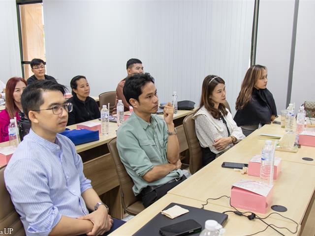 School of Liberal Arts Organizes Career Advancement Program for Faculty Members