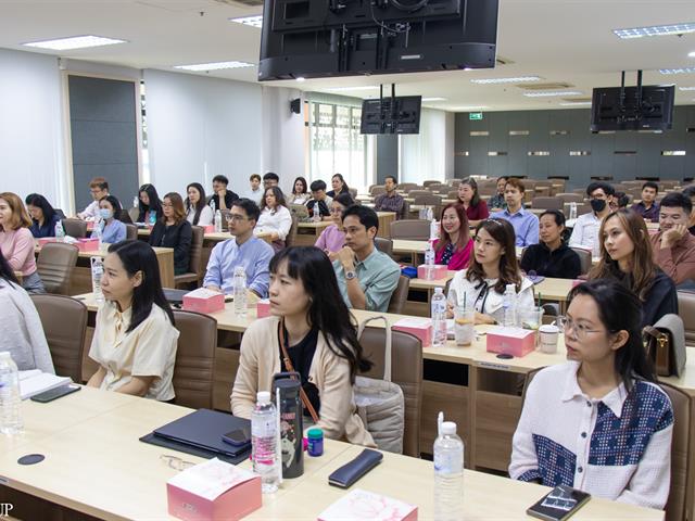 School of Liberal Arts Organizes Career Advancement Program for Faculty Members