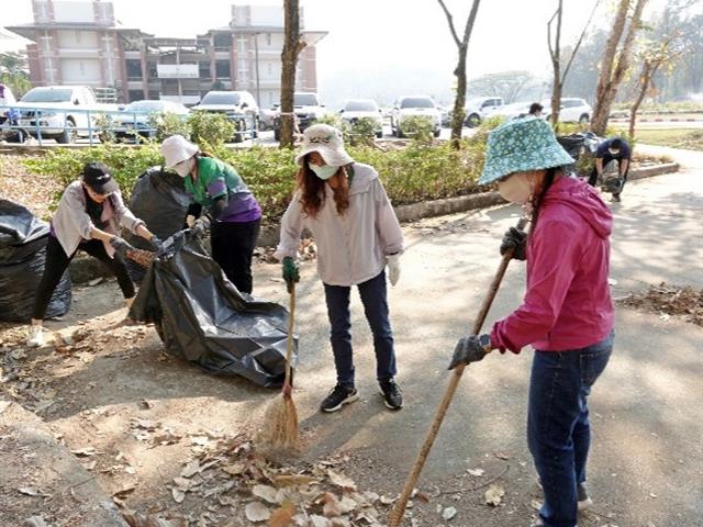 คณะวิทยาศาสตร์ มหาวิทยาลัยพะเยา จัดกิจกรรม “Great & Green เปลี่ยนใบไม้เป็นปุ๋ย ลดมลพิษ คืนชีวิตให้ดิน” มุ่งสู่การเป็นมหาวิทยาลัยสีเขียวระดับโลก