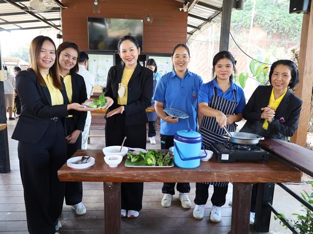 ศึกษาดูงานโรงเรียนศาสตร์พระราชาวิทยาเขตกู่เต้า