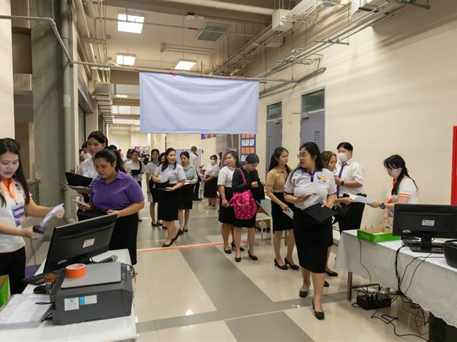 School of Liberal Arts, conducted rehearsal sessions for graduates to prepare them for the conferral of degrees for the academic year 2023.