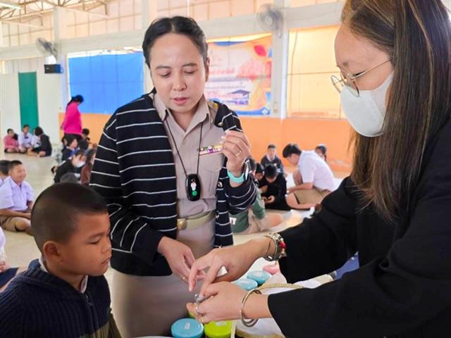 School of Education conducted an academic service project for the community on the topic of “The processing of Thai herbs (Thai herbal inhaler)”