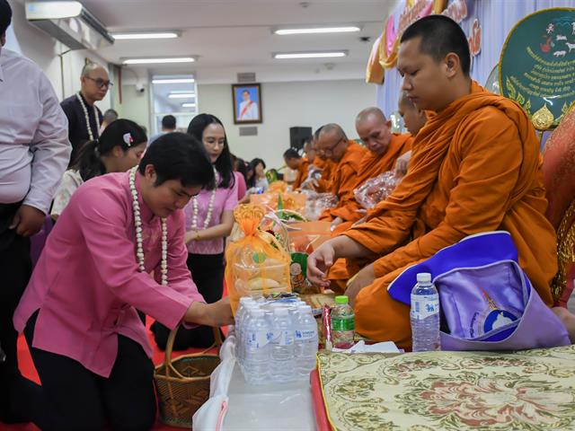 วิทยาลัยการศึกษา จัดพิธีทำบุญวิทยาลัยการศึกษา และรดน้ำดำหัว ผู้บริหาร และผู้อาวุโส ประจำปีการศึกษา ๒๕๖๘