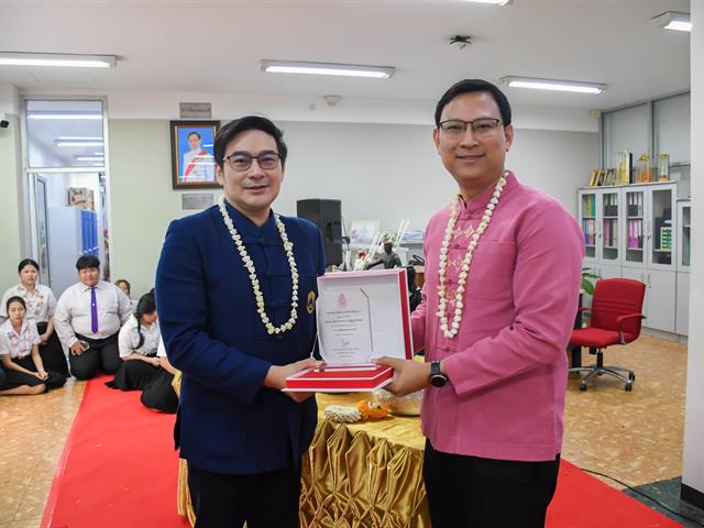 วิทยาลัยการศึกษา จัดพิธีทำบุญวิทยาลัยการศึกษา และรดน้ำดำหัว ผู้บริหาร และผู้อาวุโส ประจำปีการศึกษา ๒๕๖๘
