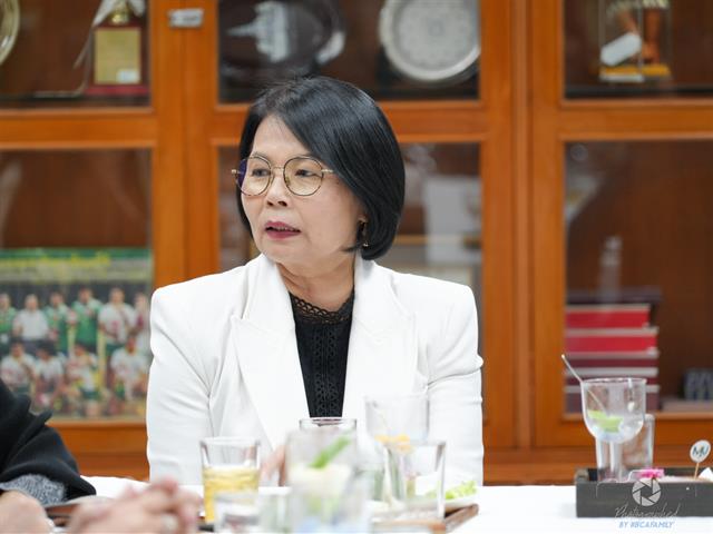 คณะบริหารธุรกิจและนิเทศศาสตร์  