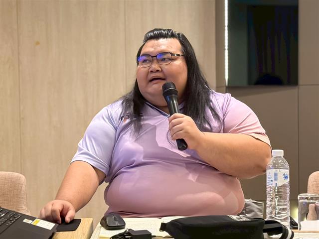 คณะรัฐศาสตร์และสังคมศาสตร์ 