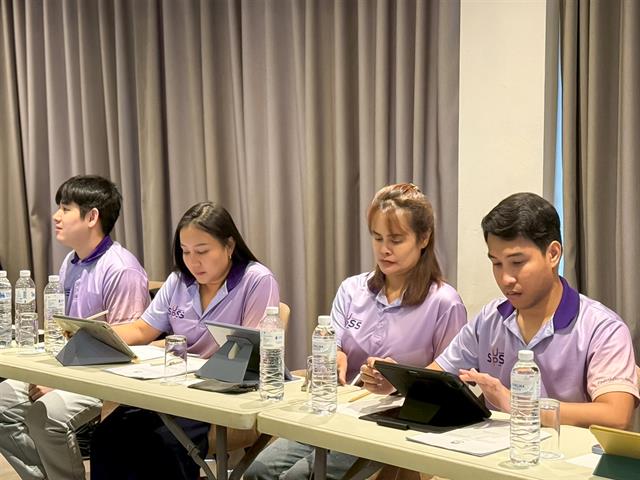 คณะรัฐศาสตร์และสังคมศาสตร์ 