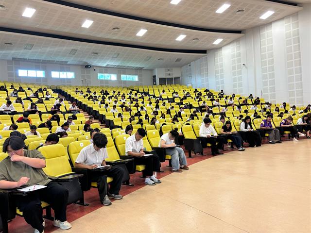 ศูนย์ภาษา คณะศิลปศาสตร์ จัดอบรมเพื่อสอบวัดความรู้ภาษาอังกฤษ (ระดับ C1) ด้วยข้อสอบศูนย์ภาษา (UP-STEP)