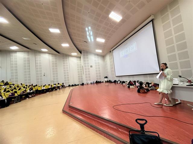 ศูนย์ภาษา คณะศิลปศาสตร์ จัดอบรมเพื่อสอบวัดความรู้ภาษาอังกฤษ (ระดับ C1) ด้วยข้อสอบศูนย์ภาษา (UP-STEP)