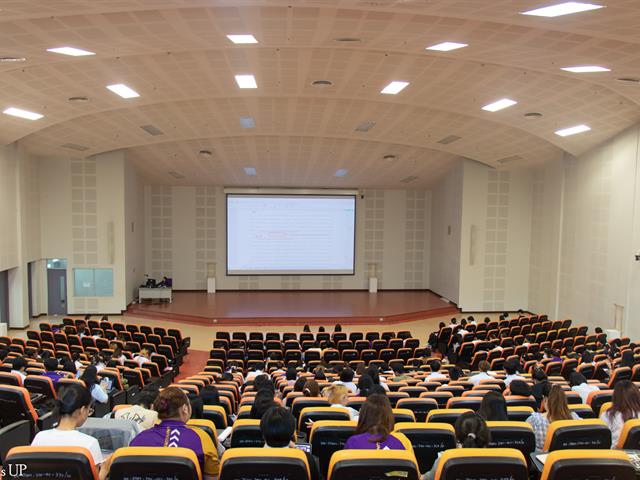 ศูนย์ภาษา คณะศิลปศาสตร์ จัดอบรมเพื่อสอบวัดความรู้ภาษาอังกฤษ (ระดับ C1) ด้วยข้อสอบศูนย์ภาษา (UP-STEP)