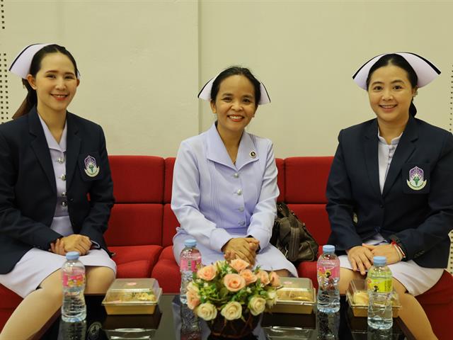 พิธีสำเร็จการศึกษา หลักสูตรประกาศนียบัตรผู้ช่วยพยาบาล 