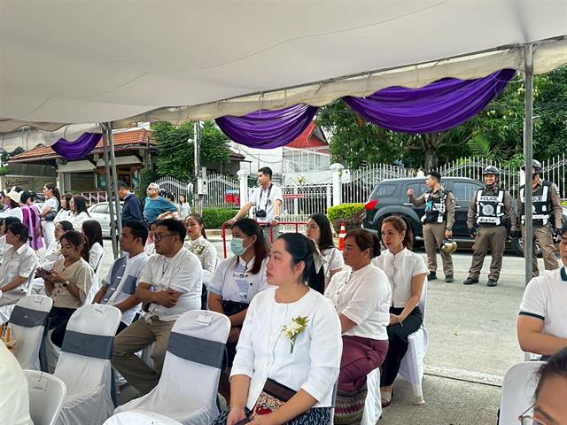 มหาวิทยาลัยพะเยา ร่วมกิจกรรมพิธีเวียนเทียนทางน้ำกลางกว๊านพะเยา ครั้งที่ 54 เนื่องในวันวิสาขบูชา ประจำปี 2568