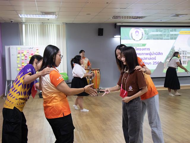 คณะศิลปศาสตร์จัดโครงการพัฒนาศักยภาพผู้นำนิสิตคณะศิลปศาสตร์