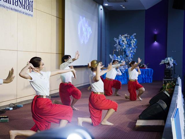 คณะบริหารธุรกิจและนิเทศศาสตร์  