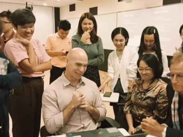 คณะศิลปศาสตร์จัดโครงการพัฒนาอาจารย์สาขาภาษาอังกฤษ ภายใต้หัวข้อ Empowering English Teaching & Learning with AI