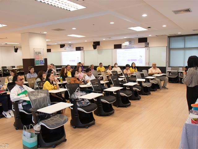 คณะศิลปศาสตร์จัดโครงการพัฒนาอาจารย์สาขาภาษาอังกฤษ ภายใต้หัวข้อ Empowering English Teaching & Learning with AI