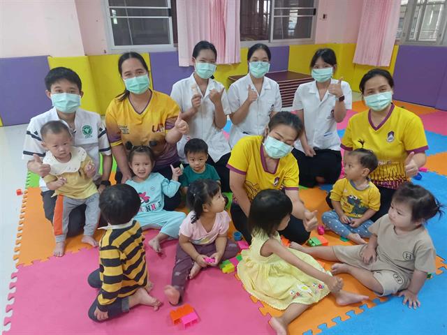 โรงพยาบาลมหาวิทยาลัยพะเยาตรวจสุขภาพ และคัดกรองให้กับเด็กๆของศูนย์พัฒนาเด็กเล็กคณะพยาบาลศาสตร์