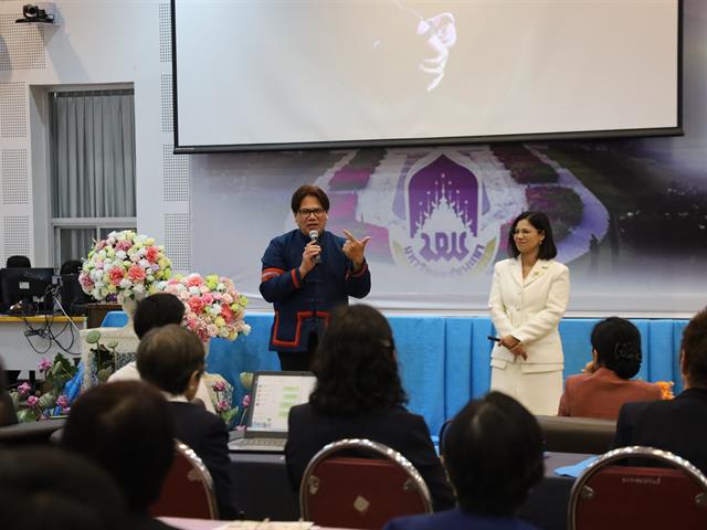 การอบรมเชิงปฏิบัติการในการพัฒนางานวิจัยและนวัตกรรมทางด้านสุขภาพ ในการประชุมวิชาการประจำปี 2568 