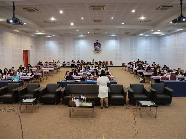 การอบรมเชิงปฏิบัติการในการพัฒนางานวิจัยและนวัตกรรมทางด้านสุขภาพ ในการประชุมวิชาการประจำปี 2568 