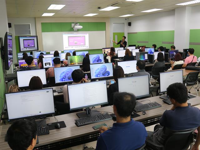 คณะวิทยาศาสตร์การแพทย์, พัฒนาศักยภาพ, สายสนับสนุน