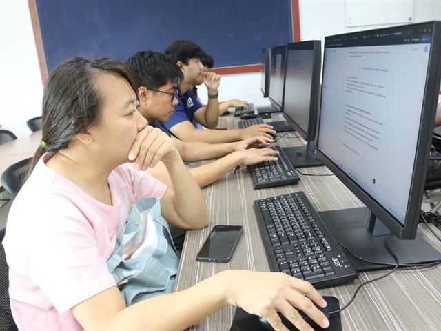 คณะวิทยาศาสตร์การแพทย์, พัฒนาศักยภาพ, สายสนับสนุน