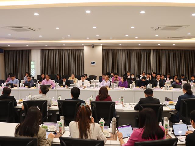 กองแผนงาน จัดประชุมคณะกรรมการดำเนินงานบริหารความเสี่ยงฯ ครั้งที่ 16 (2/2568) พร้อมมอบเกียรติบัตรแก่หน่วยงานที่มีผลการประเมิน UP ITA ปีงบประมาณ พ.ศ. 2568 เป็นไปตามเกณฑ์ฯ
