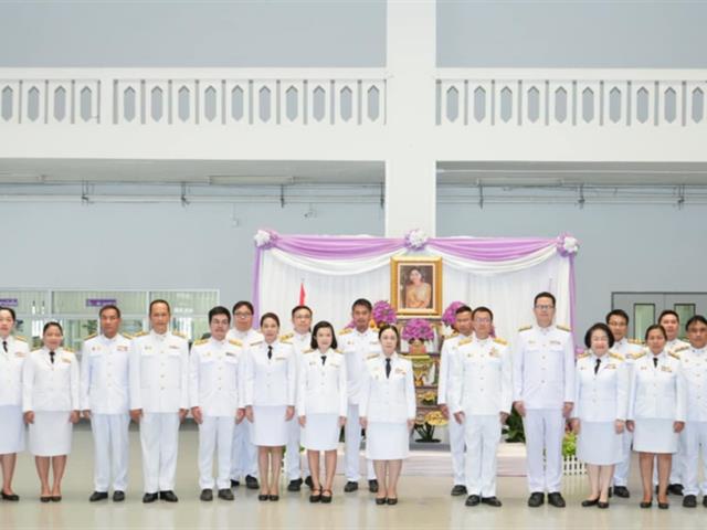 คณะศิลปศาสตร์ร่วมพิธีลงนามถวายพระพรชัยมงคล เนื่องในโอกาส วันเฉลิมพระชนมพรรษา สมเด็จพระนางเจ้าสุทิดา พัชรสุธาพิมลลักษณ พระบรมราชินี