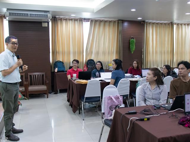 คณะศิลปศาสตร์จัดทำรายงานการประเมินตนเอง ฉบับภาษาอังกฤษ สองหลักสูตรเพื่อเตรียมความพร้อม สำหรับการประเมินการประกันคุณภาพการศึกษาภายใน ระดับหลักสูตร ตามเกณฑ์ AUN-QA