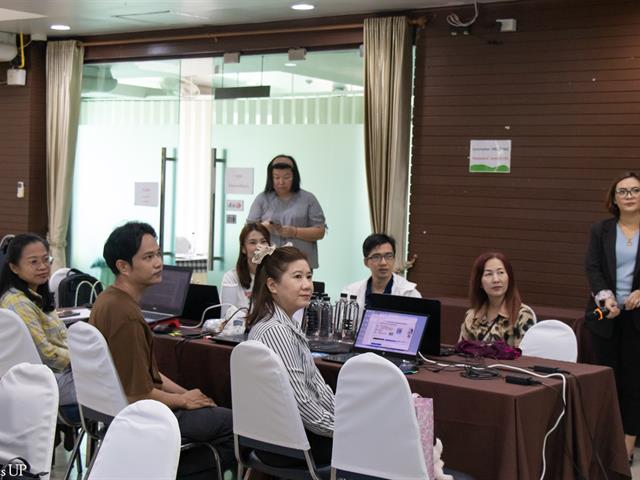 คณะศิลปศาสตร์จัดทำรายงานการประเมินตนเอง ฉบับภาษาอังกฤษ สองหลักสูตรเพื่อเตรียมความพร้อม สำหรับการประเมินการประกันคุณภาพการศึกษาภายใน ระดับหลักสูตร ตามเกณฑ์ AUN-QA