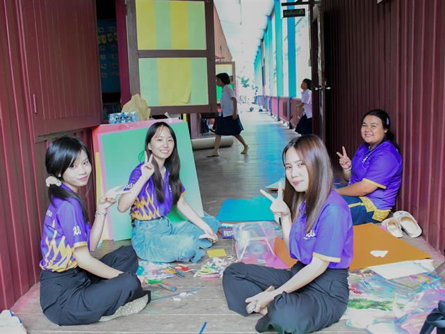 วิทยาลัยการศึกษา ลงพื้นที่จัดบอร์ดนิทรรศการการเรียนรู้ และมอบสื่อการเรียนการสอน ณ โรงเรียนตำรวจตระเวนชายเเดนเบ็ตตี้ดูเมน จังหวัดพะเยา