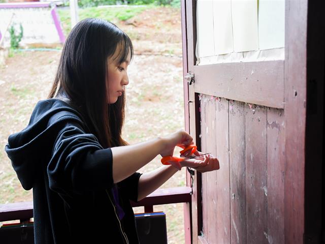 วิทยาลัยการศึกษา ลงพื้นที่จัดบอร์ดนิทรรศการการเรียนรู้ และมอบสื่อการเรียนการสอน ณ โรงเรียนตำรวจตระเวนชายเเดนเบ็ตตี้ดูเมน จังหวัดพะเยา