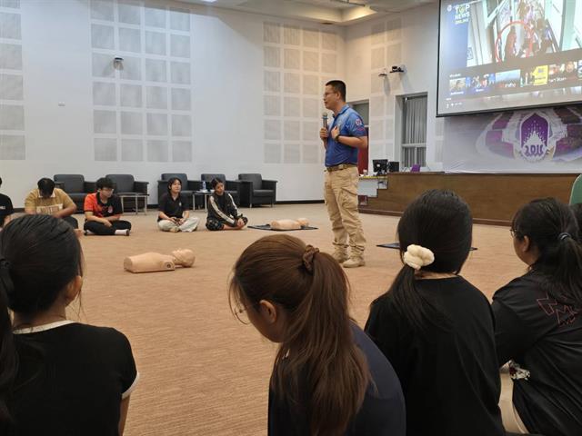การปฐมพยาบาลเบื้องต้น การปฐมพยาบาล CPR