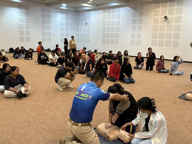 การปฐมพยาบาลเบื้องต้น การปฐมพยาบาล CPR