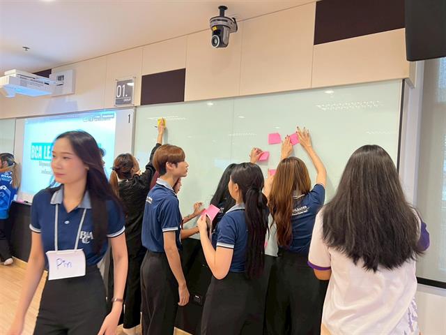 คณะบริหารธุรกิจและนิเทศศาสตร์  