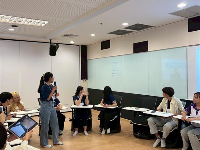 คณะบริหารธุรกิจและนิเทศศาสตร์  